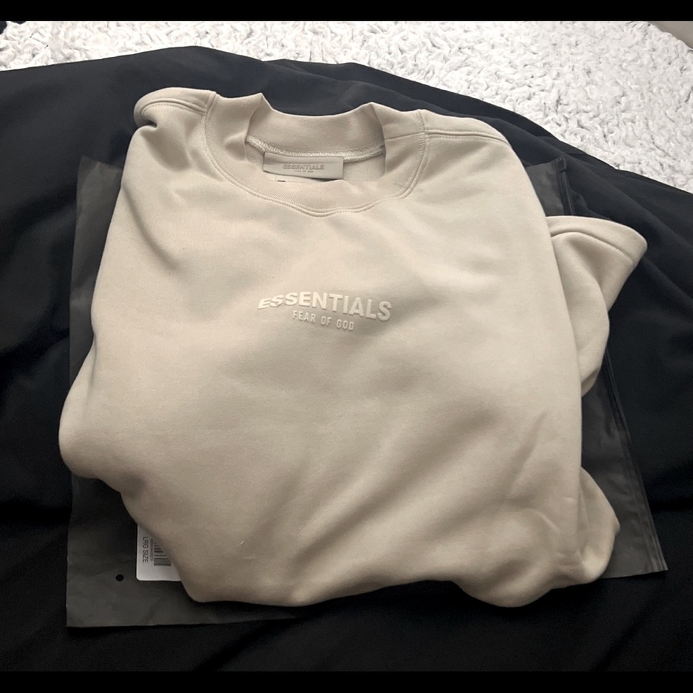 Essentials- Fear Of God Crew Neck